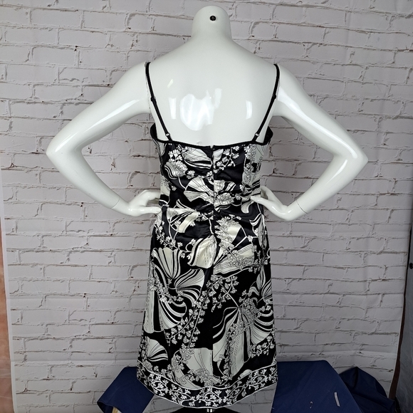 MAGGY London Spaghetti Straps Formal Dress - Picture 7 of 14